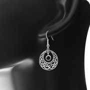 Black Onyx Celtic Knot Silver Earrings - e307